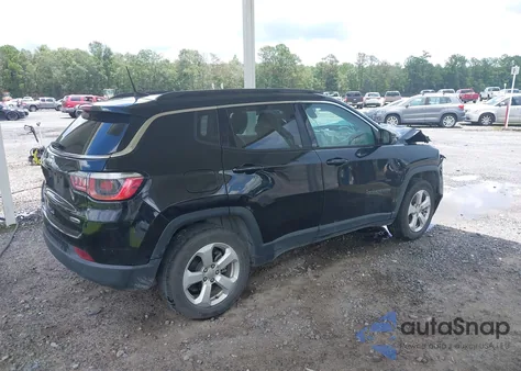 2017 Jeep New Compass Latitude Fwd из США, поврежденный, VIN 3C4NJCBB8HT652799